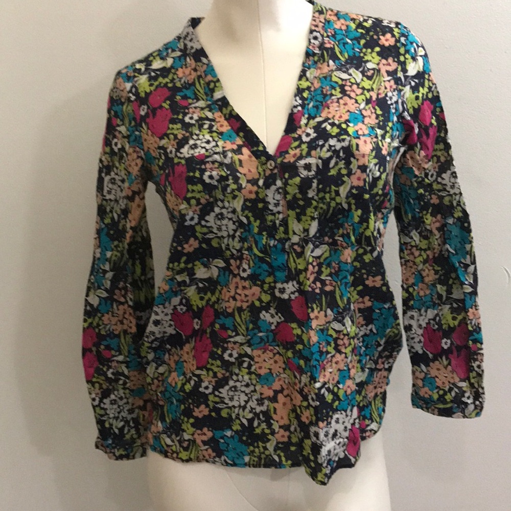 Zara Basic floral print Long sleeves XS